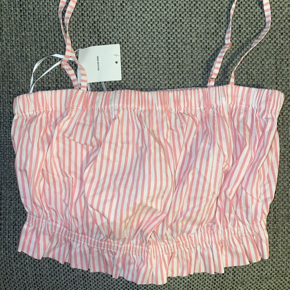 Cute cropped top